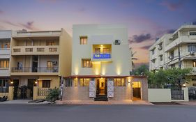Fabhotel Olive Inn I - 260M From Saltlake Sector V Metro Station